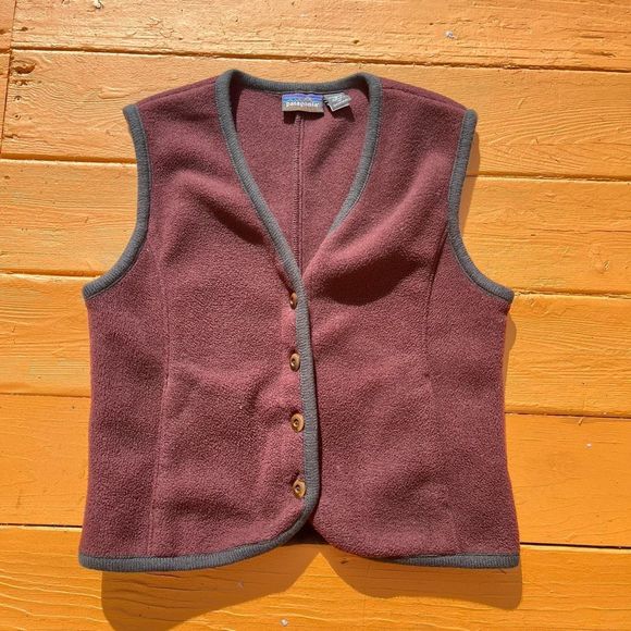 Patagonia Jackets & Blazers - Patagonia Synchilla Vest Maroon Womens Size Medium Vintage Fleece Button-Up
